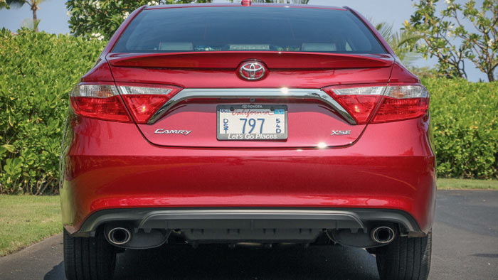 Toyota Camry 2016 года Toyota Camry 2016 года