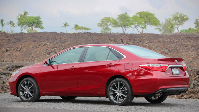 Toyota Camry 2016 года Toyota Camry 2016 года