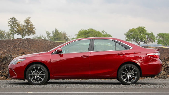 Toyota Camry 2016 года Toyota Camry 2016 года