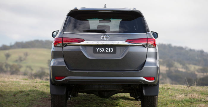 Toyota Fortuner 2016 года Toyota Fortuner 2016 года