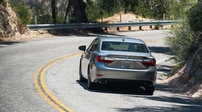 Lexus ES 350 2016 года Lexus ES 350 2016 года