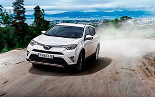 Toyota RAV 4 2018 ����