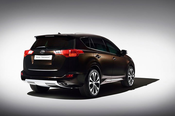 Toyota RAV4 2018 года Toyota RAV4 2018 года