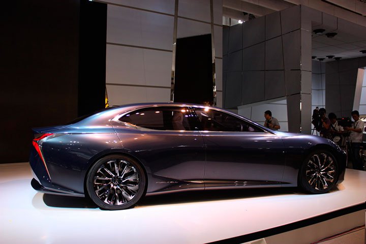 Lexus LS 2018 года Lexus LS 2018 года