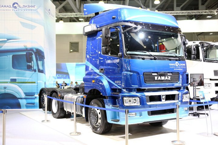 КАМАЗ-65209 - вид сбоку КАМАЗ-65209 - вид сбоку
