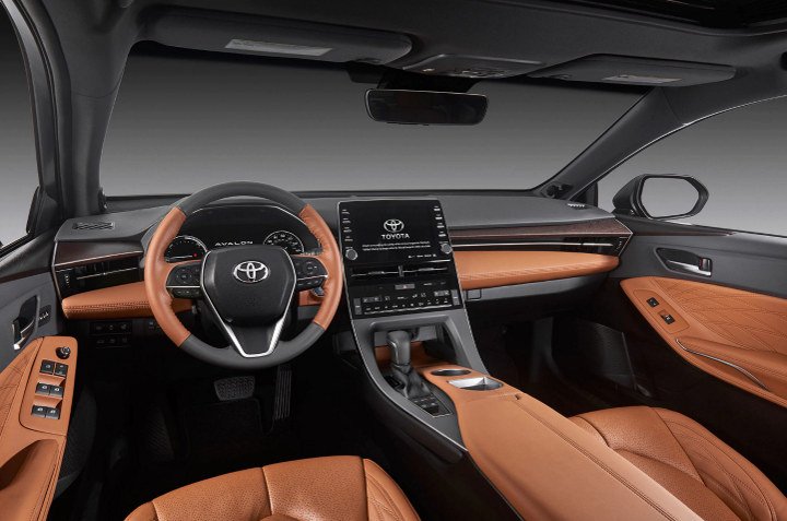 салон Toyota Avalon 2019 года салон Toyota Avalon 2019 года
