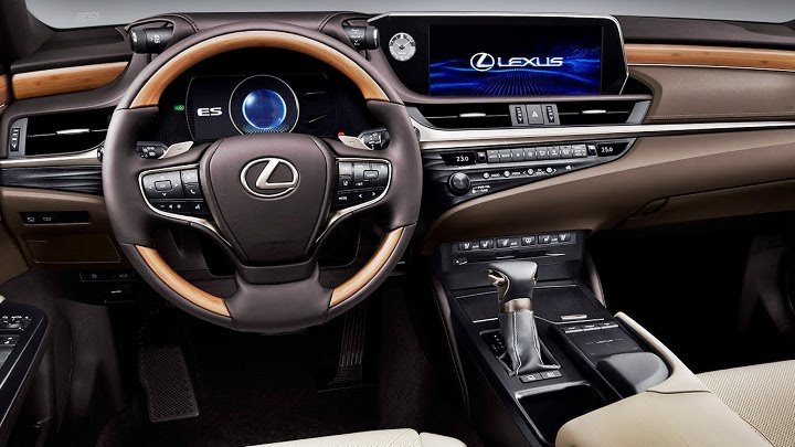 приборная панель Lexus ES 2019 года